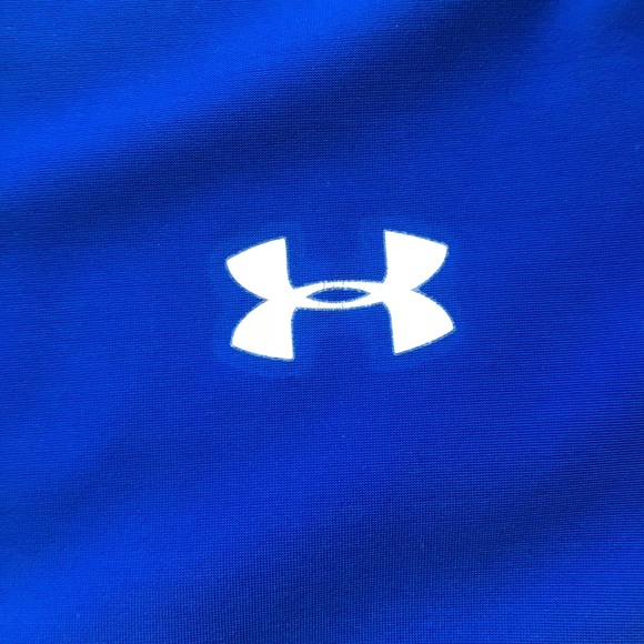 Sale‼️ Under Armour Athletic Shirt Set (2) - Picture 3 of 9